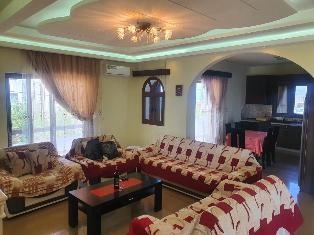 Mihal Suites Sarande Exterior photo