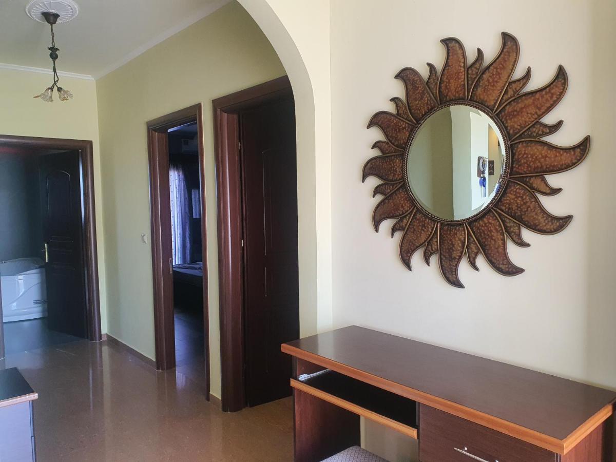 Mihal Suites Sarande Exterior photo
